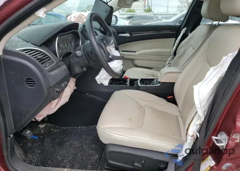 2021 Chrysler 300 Touring from USA, damaged, VIN 2C3CCARG3MH555301